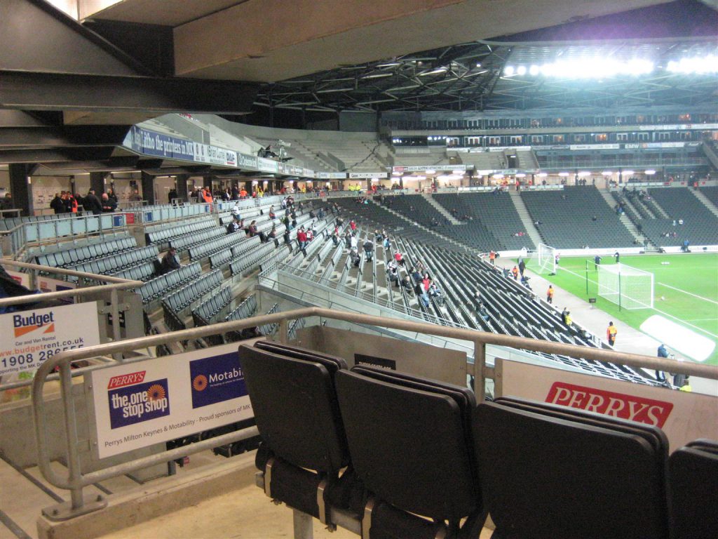 stadium-mk_2011_02